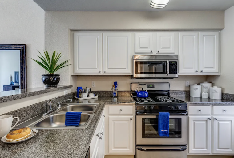 Apartments for rent in Henderson: What will $1,200 get you?