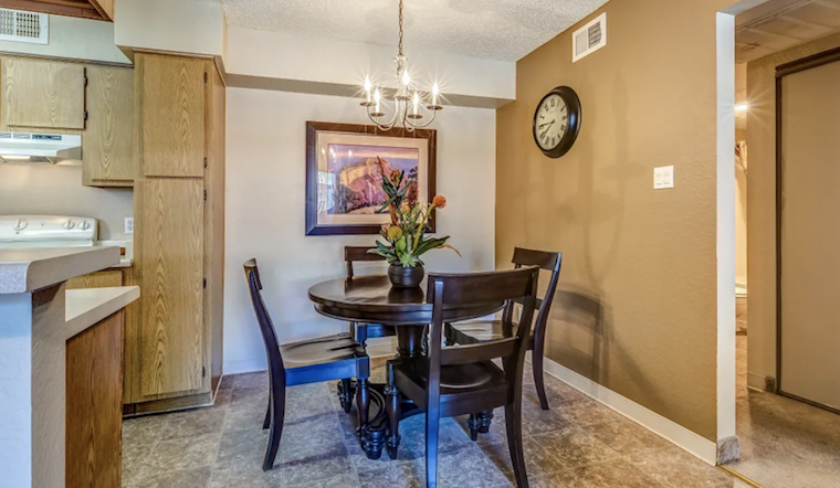 Budget apartments for rent in Camelback East, Phoenix