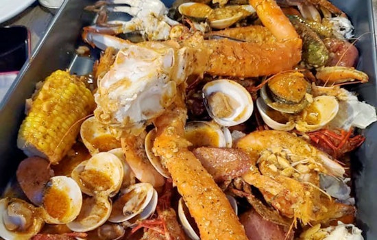 Amazing Crab House makes Queen Village debut, with seafood and more