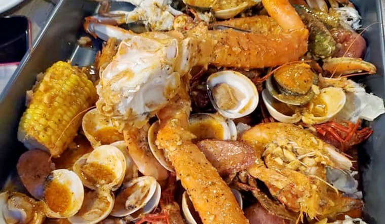 Amazing Crab House makes Queen Village debut, with seafood and more