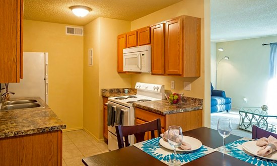 Apartments for rent in Aurora: What will $1,200 get you?