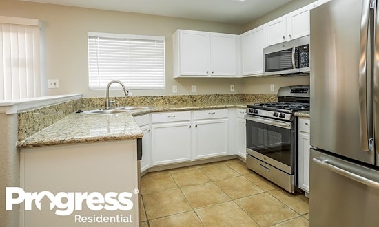 What apartments will $1,600 rent you in Centennial Hills, today?