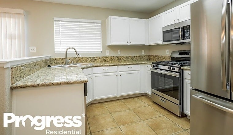 What apartments will $1,600 rent you in Centennial Hills, today?