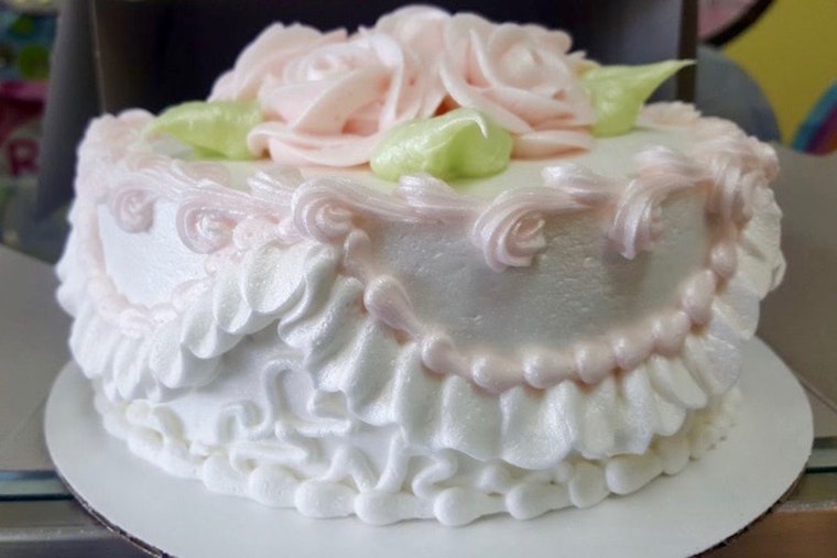 Get acquainted with Aurora's 4 best bakeries