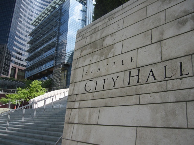 Top Seattle news: 4 arrests after dueling protests; King County faces $2 million lawsuit; more