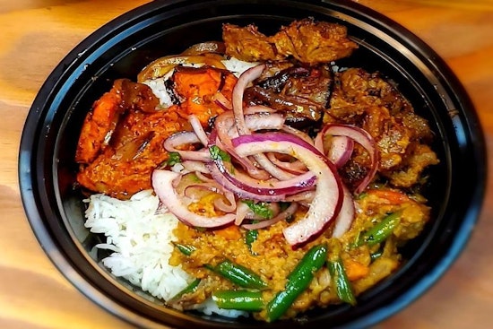 New spot, Kathi Rolls, brings Indian street food to Dover Shores West