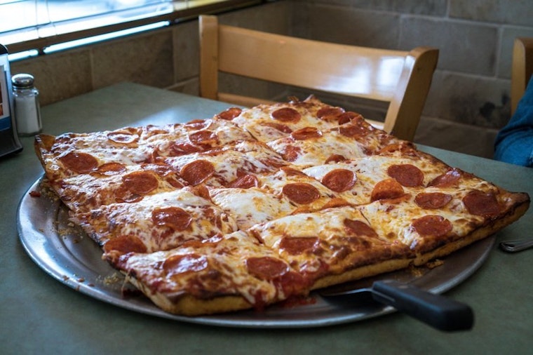 Craving pizza? Here are Arlington's top 3 options