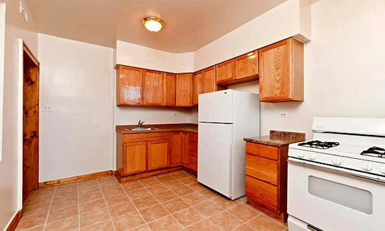Apartments for rent in Chicago: What will $700 get you?