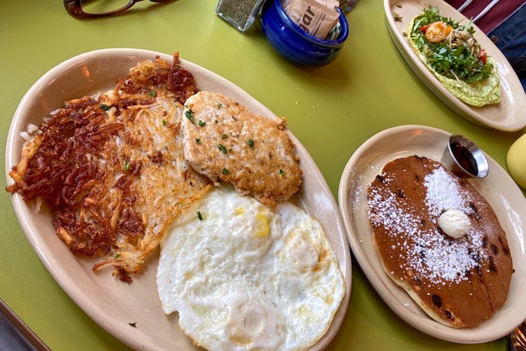 New Central City breakfast and brunch spot Snooze, an A.M Eatery opens its doors