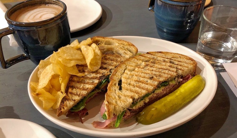 New Printers Row cafe The Grail Cafe opens its doors
