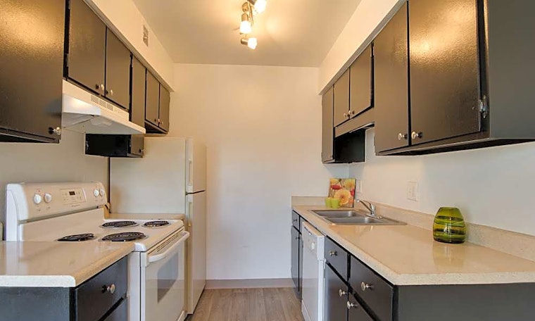 Apartments for rent in Aurora: What will $1,700 get you?