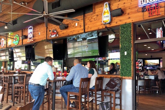 Wings of desire: Pluckers Wing Bar opens its doors in Cypress
