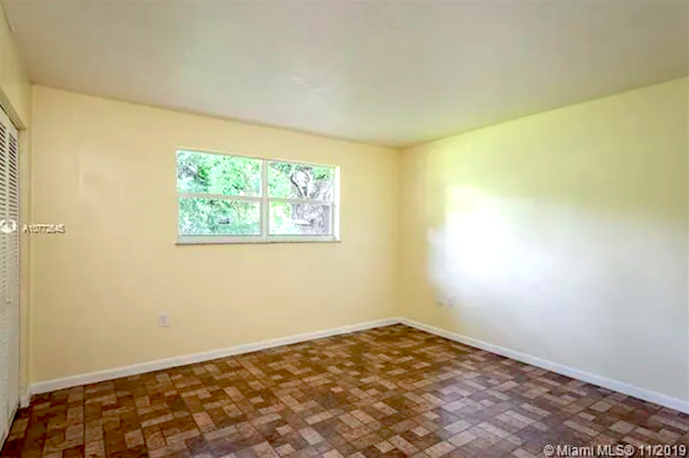 Budget apartments for rent in South-West Coconut Grove, Miami