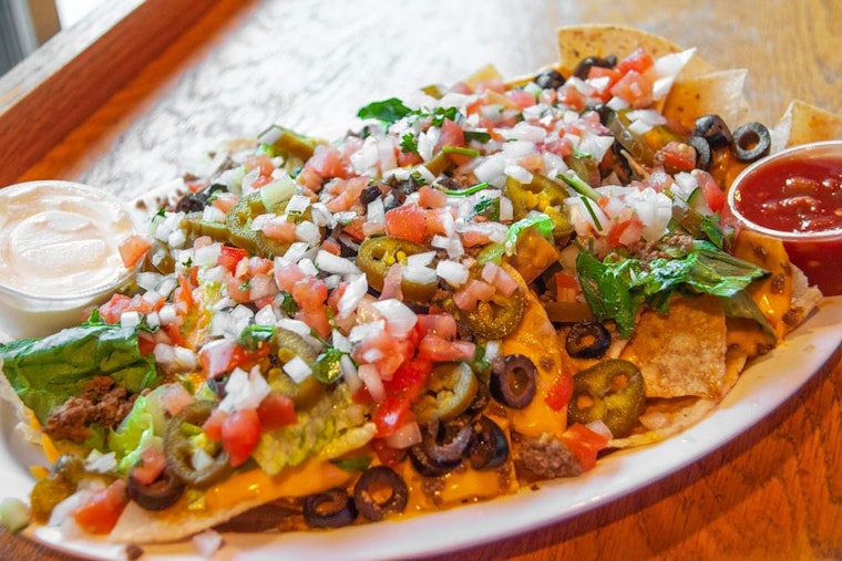 Milwaukee's 3 best sports bars (that won't break the bank)