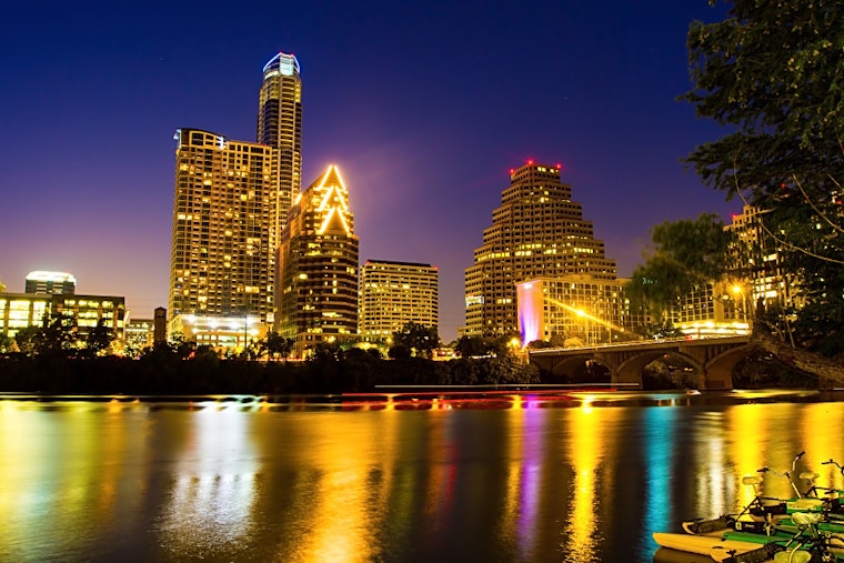 Top Austin news: Zoo's beloved Bengal dies; cops to get twice the mental health training; more