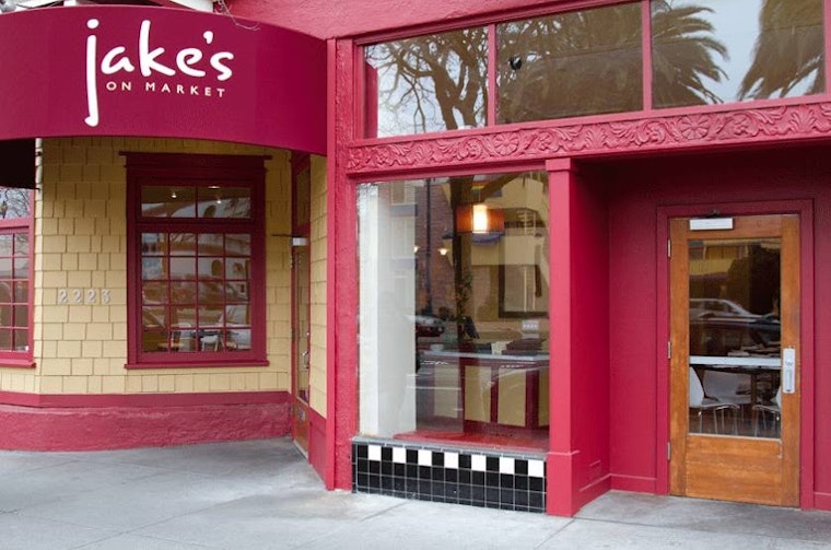 Former Jake's on Market falls off and back on to the market