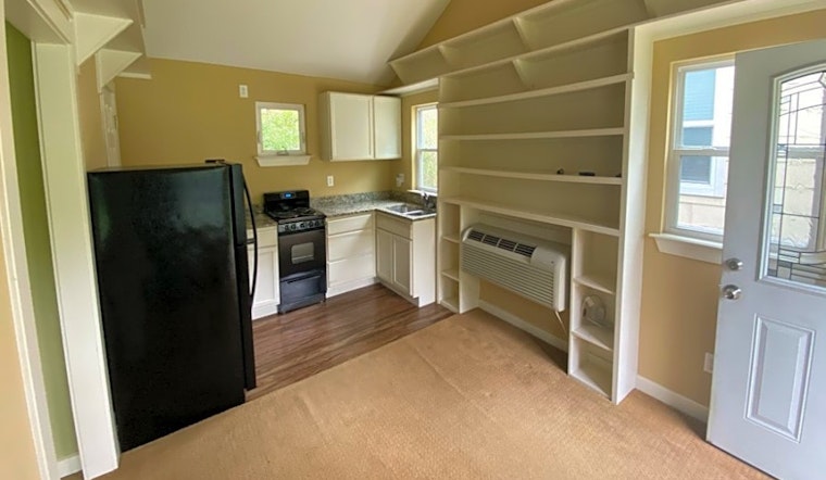 What apartments will $1,400 rent you in Upper Boggy Creek, this month?
