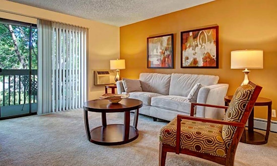 What apartments will $1,400 rent you in Northwest Colorado Springs, today?
