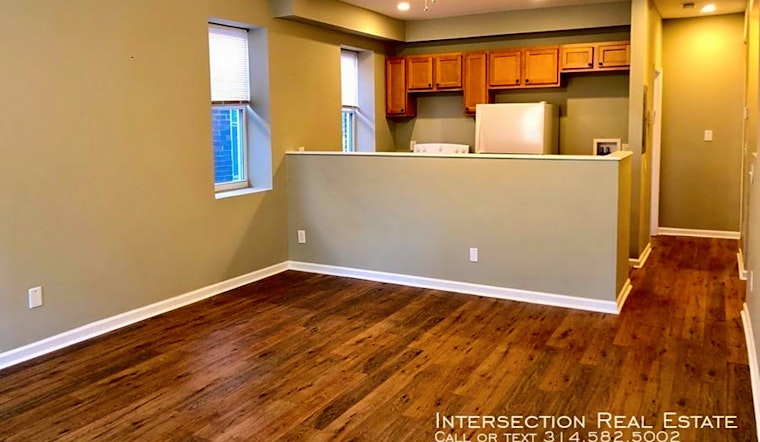 What apartments will $800 rent you in Benton Park West, right now?