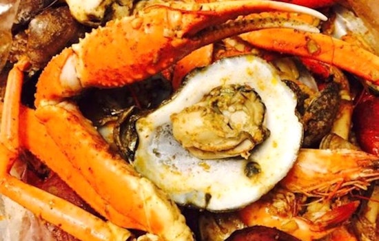 Shake it up: The Shake Seafood debuts in Northeast Philly