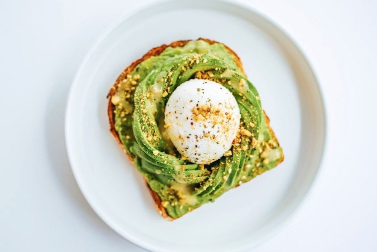 Ready to guac and roll: Avocaderia brings toast, shakes and more to Chelsea