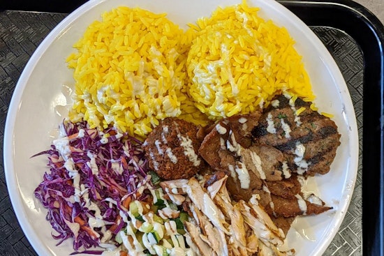 IDOF Fresh Mediterranean opens new location in Bucktown