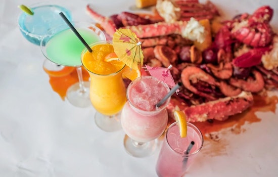 New Northeast Airport Cajun/Creole spot Hook & Reel Cajun Seafood & Bar opens its doors