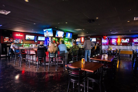 Check out Fort Worth's 3 favorite budget-friendly sports bars