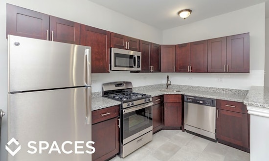 Apartments for rent in Chicago: What will $1,300 get you?