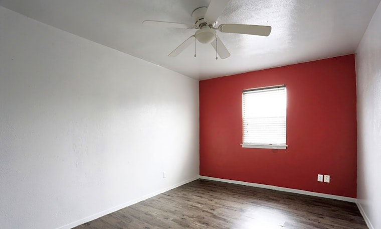 What apartments will $1,200 rent you in Central Arlington, right now?
