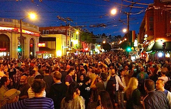 PHOTOS: Huge Castro Crowds Celebrating the Day of Decision's Historic Victory