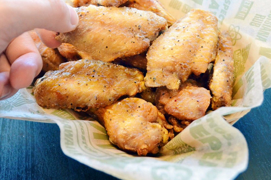 Wingstop brings more wings to Fresno