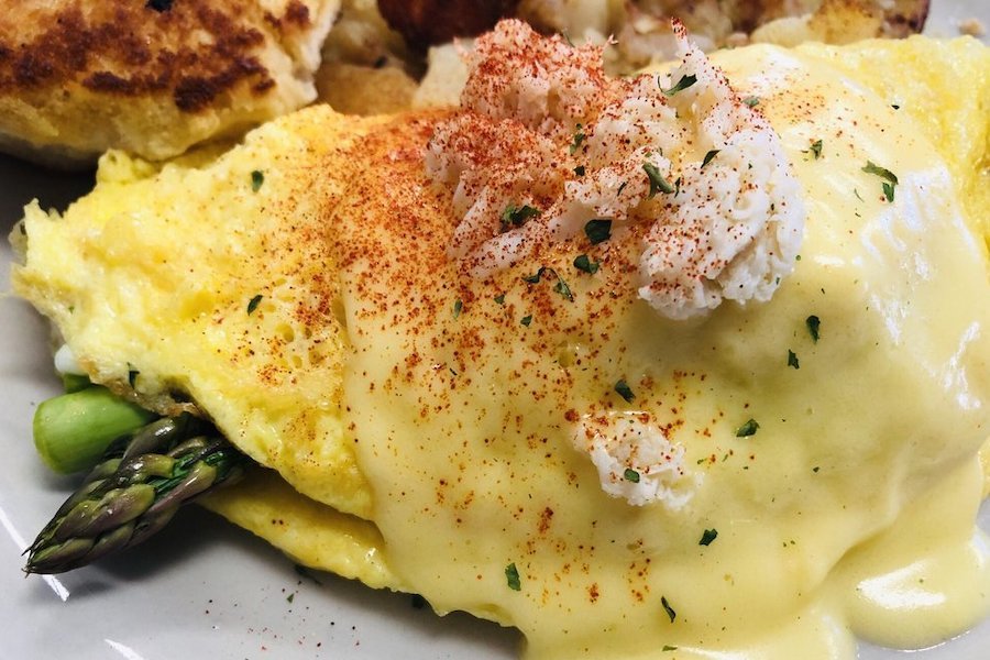 Explore the 4 most popular spots in Orlando's College Park