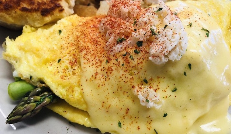 Explore the 4 most popular spots in Orlando's College Park neighborhood
