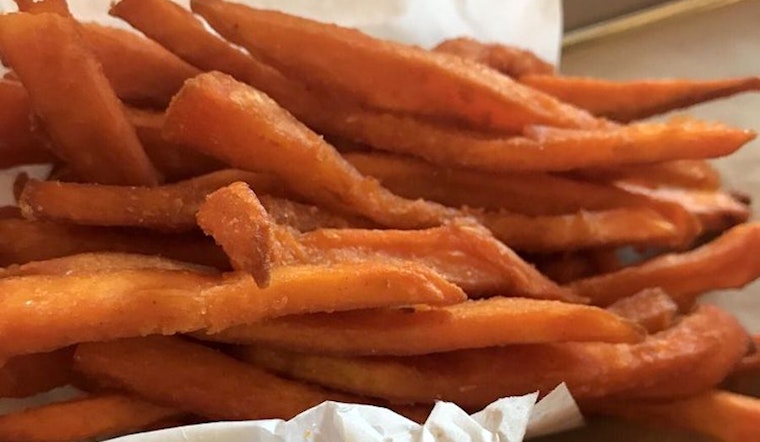 Hat Creek Burger Company makes Lake Highlands debut