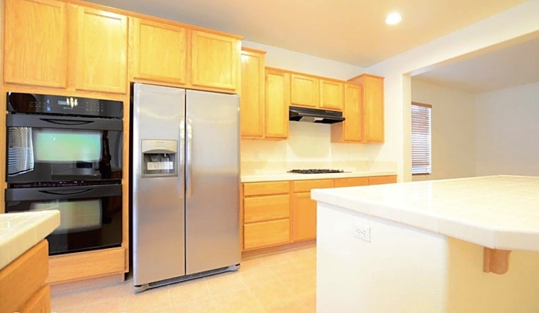 What apartments will $2,500 rent you in Summerlin North, this month?