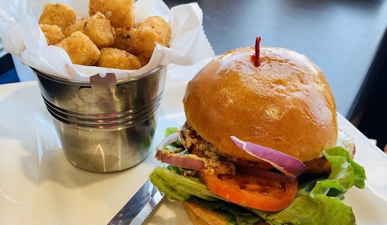 Cold Beers & Cheeseburgers brings traditional American fare to Ahwatukee Foothills