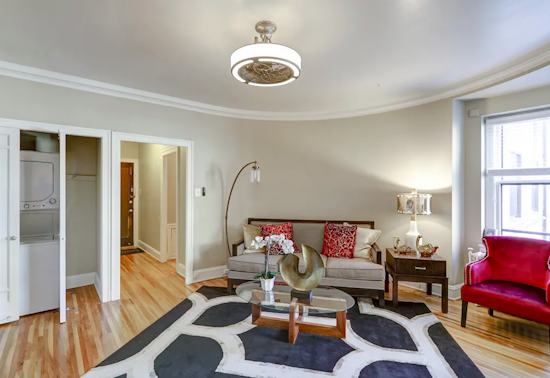 What apartments will $1,700 rent you in Capitol Hill, this month?
