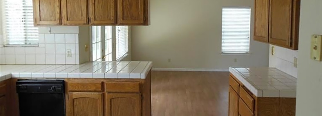 What apartments will $1,700 rent you in Northeast Fresno today?