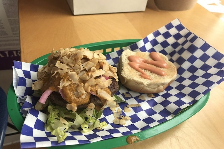 Pittsburgh's 3 favorite spots for inexpensive burgers