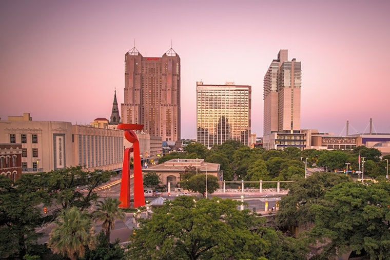 Top San Antonio news: Dog eats antifreeze meatball; mayor wants city to host NFL draft; more