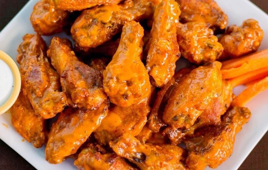 Island Wing Company brings chicken wings and more to Windy Hill
