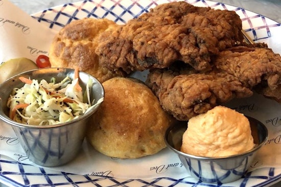 Dutch & Doc's brings traditional comfort food to Wrigleyville