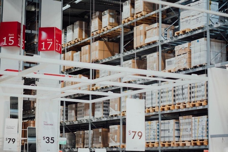 Warehouse workers see increasing job openings in Oakland