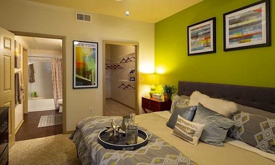 What apartments will $1,100 rent you in Eldridge, this month?