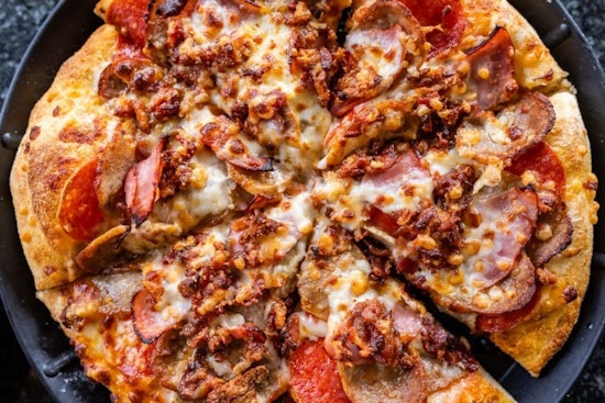 Top pizza choices in Worcester for takeout and dining in