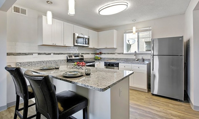 Apartments for rent in Aurora: What will $1,200 get you?