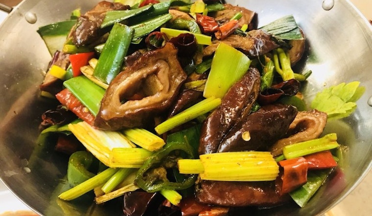 New Hunan Chinese Kitchen is cooking up noodles and more in University District