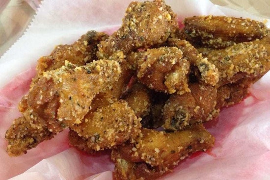 Detroit's 3 top spots to score chicken wings on the cheap