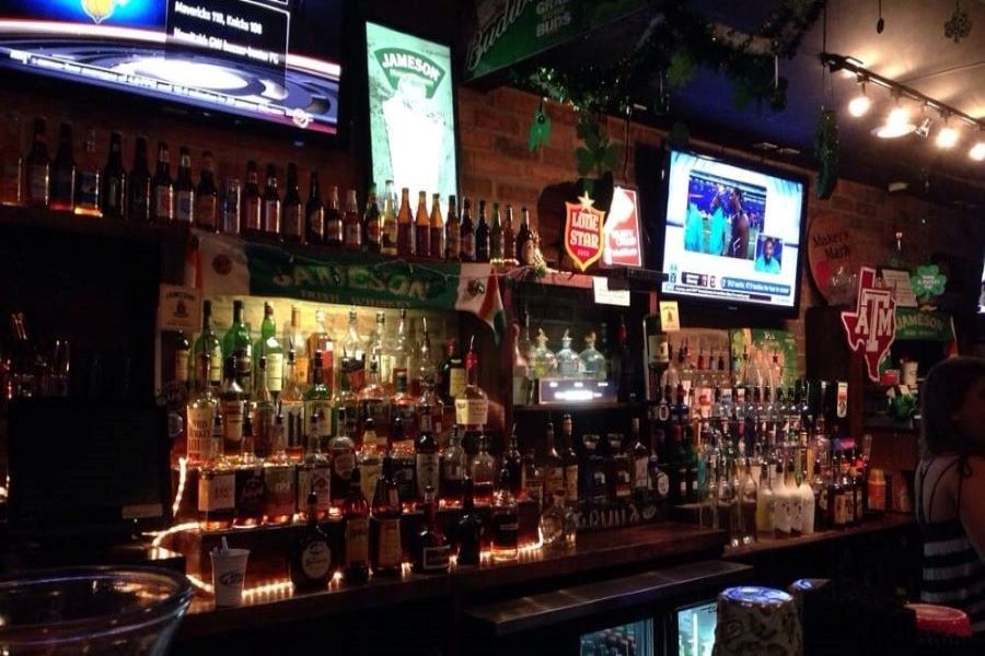 San Antonio's 4 best sports bars (that won't break the bank)